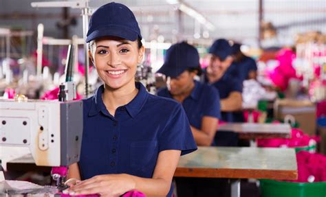 are you aloud to wear shorts factory job